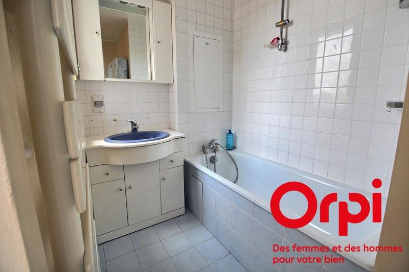 Appartement - 85 m² - 4 pièces