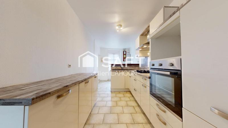 Maison - 90 m² - 4 pièces