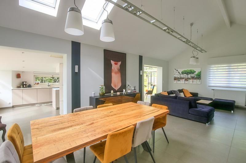 Maison - 226 m² - 9 pièces