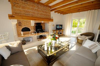 Maison - 225 m² - 7 pièces