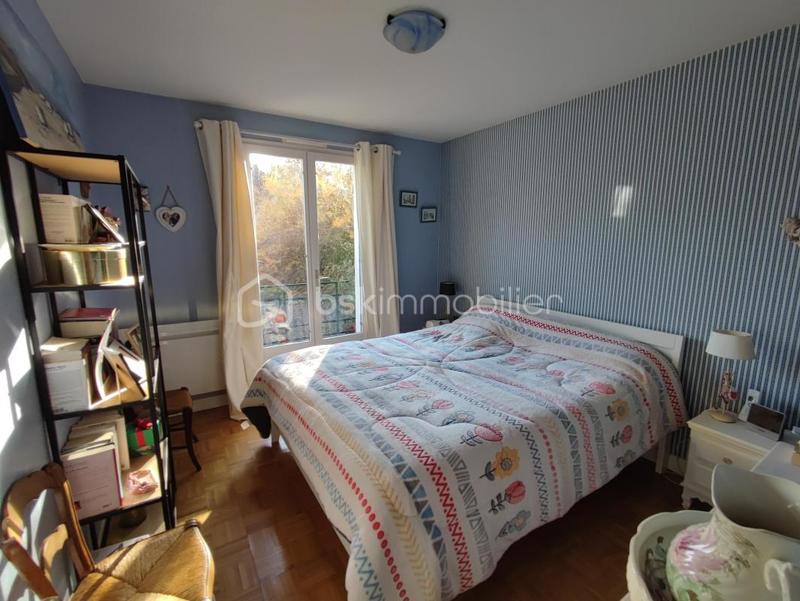 Pavillon - 184 m² - 9 pièces