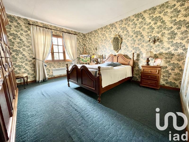 Maison - 185 m² - 5 pièces