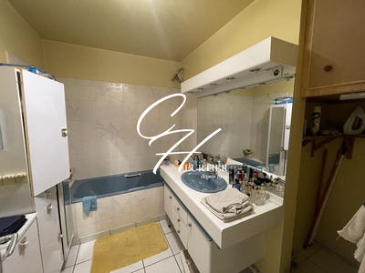 Appartement - 80 m² - 4 pièces