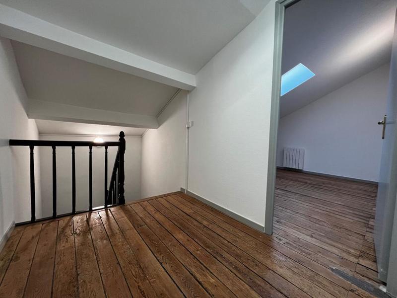 Maison - 135 m² - 9 pièces