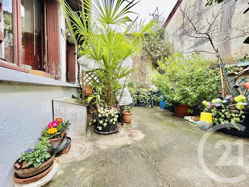 Maison de ville - 334 m² - 21 pièces