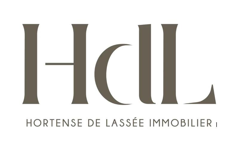 Maison - 400 m² - 10 pièces