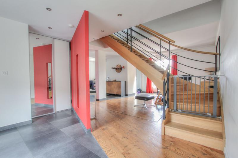 Maison - 200 m² - 6 pièces