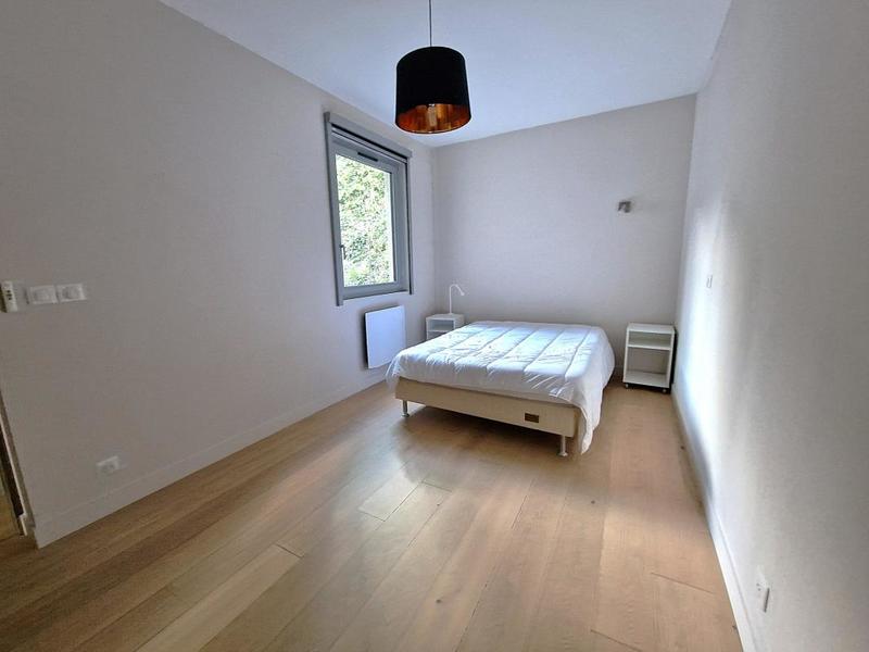 Appartement ancien - 131 m² - 5 pièces