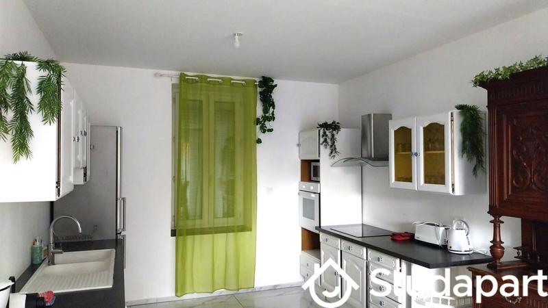 Chambre - 14 m² - 1 pièce