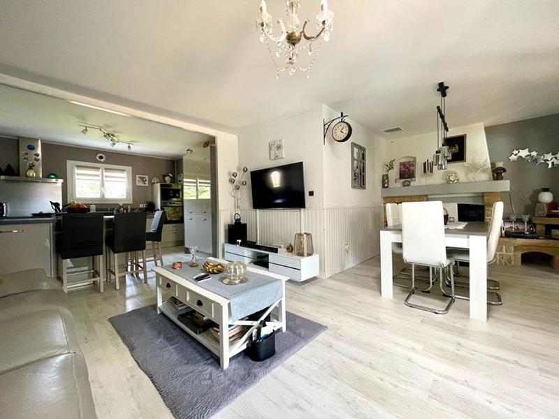 Maison - 123 m² - 5 pièces