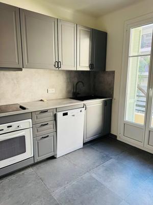 Appartement - 80 m² - 3 pièces