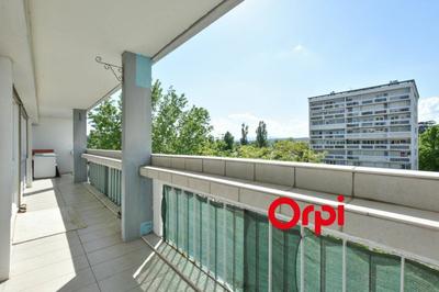 Appartement - 86 m² - 4 pièces