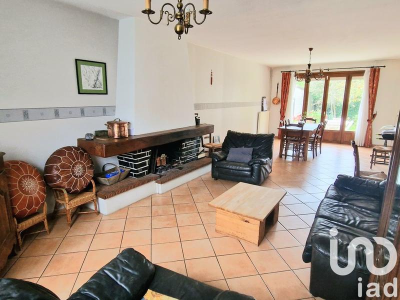 Maison - 172 m² - 9 pièces