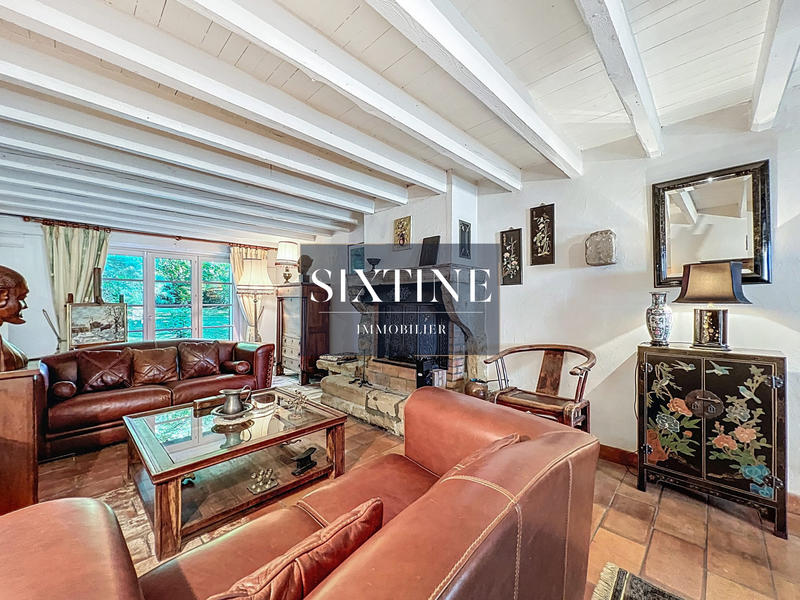 Maison ancienne - 219 m² - 7 pièces