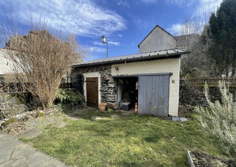 Maison ancienne - 204 m² - 7 pièces