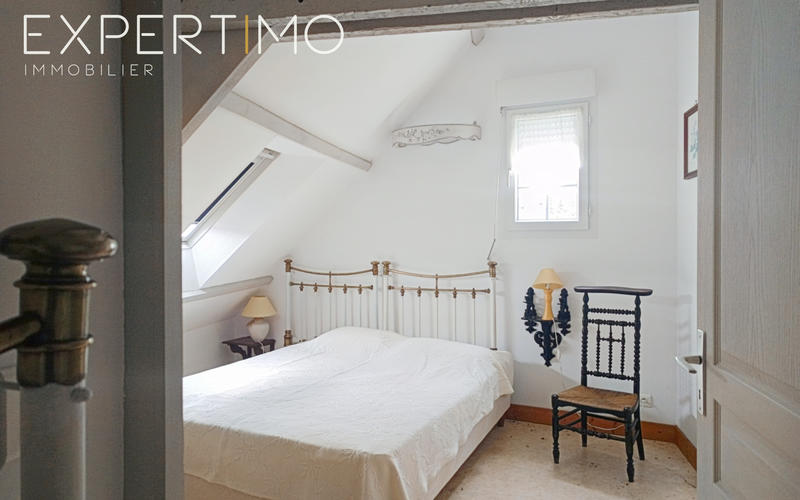 Maison - 210 m² - 9 pièces