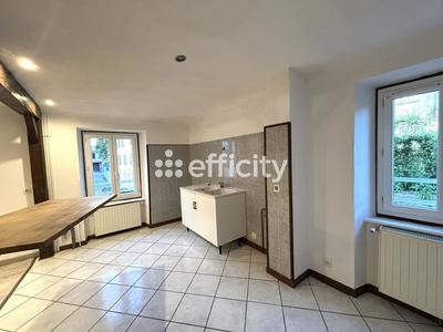 Maison - 60 m² - 3 pièces