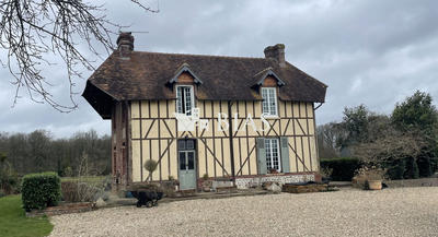 Maison ancienne - 260 m² - 11 pièces