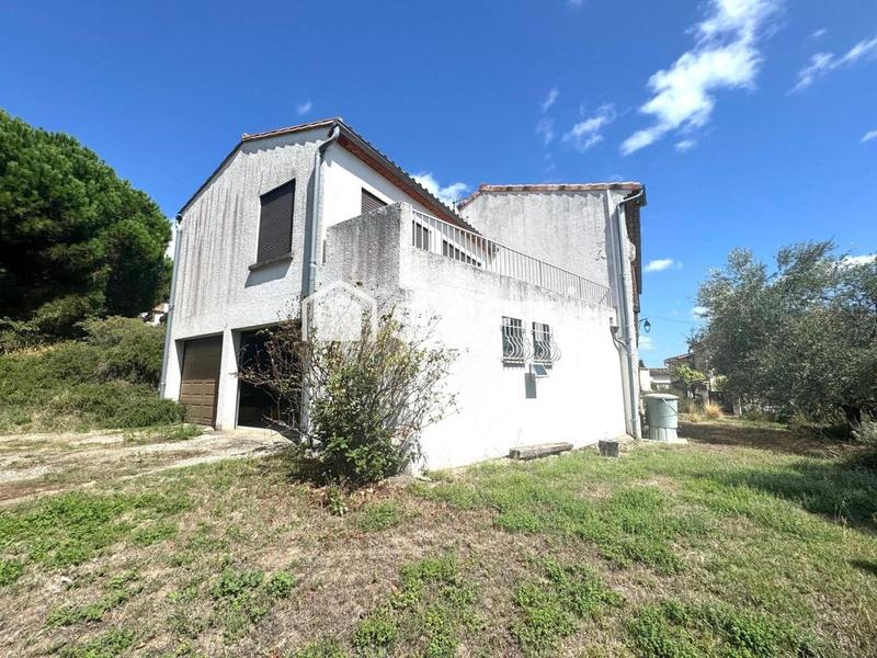 Propriété - 184 m² - 7 pièces