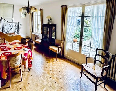 Maison - 88 m² - 4 pièces