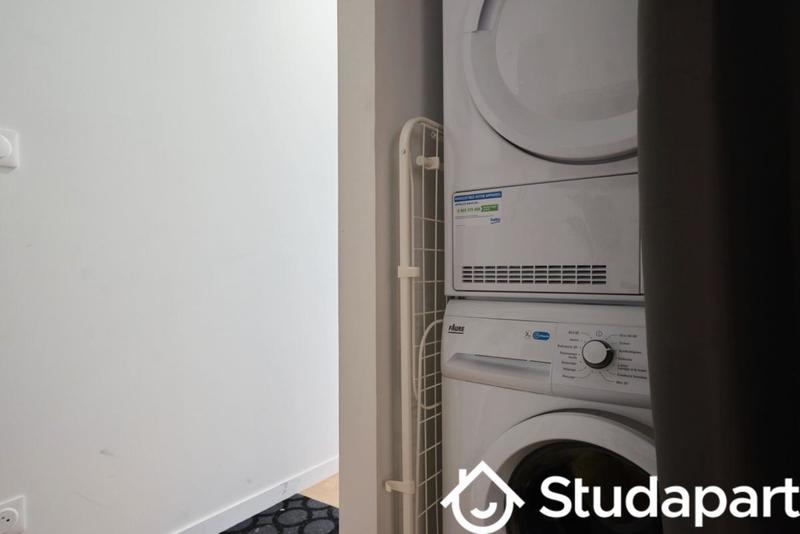 Chambre - 11 m² - 1 pièce