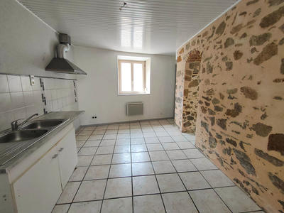 Maison - 193 m² - 10 pièces