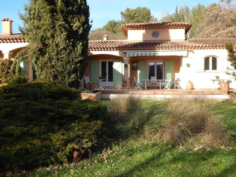 Maison - 315 m² - 11 pièces