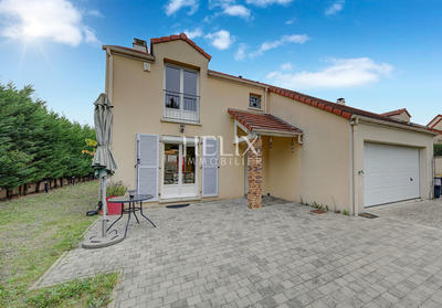 Maison - 163 m² - 5 pièces