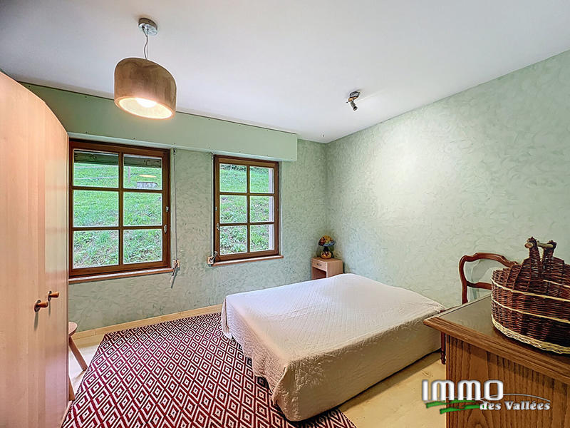 Maison - 408 m² - 10 pièces