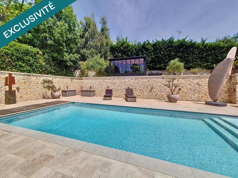 Maison - 294 m² - 7 pièces