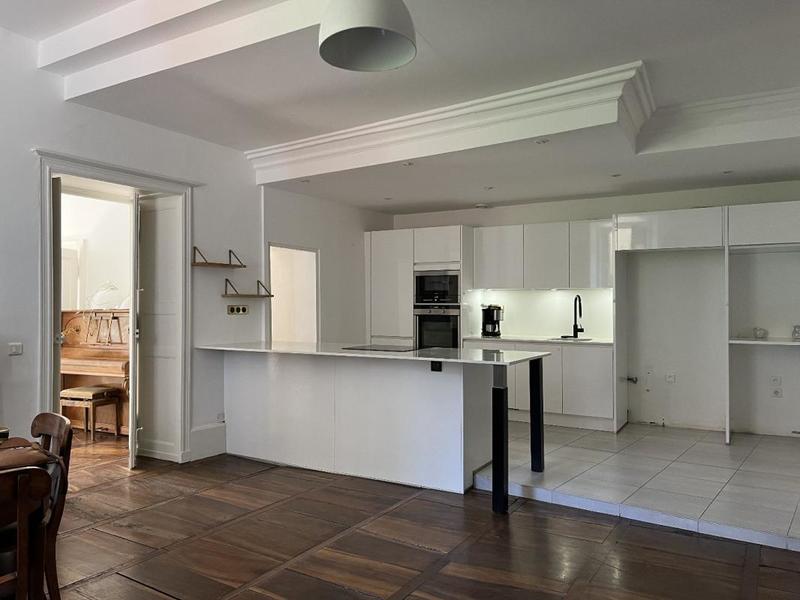 Appartement bourgeois - 115 m² - 4 pièces