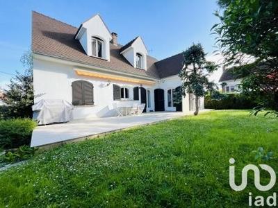 Maison - 260 m² - 7 pièces