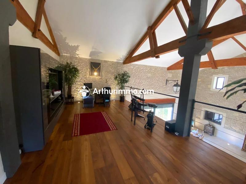 Maison - 167 m² - 4 pièces