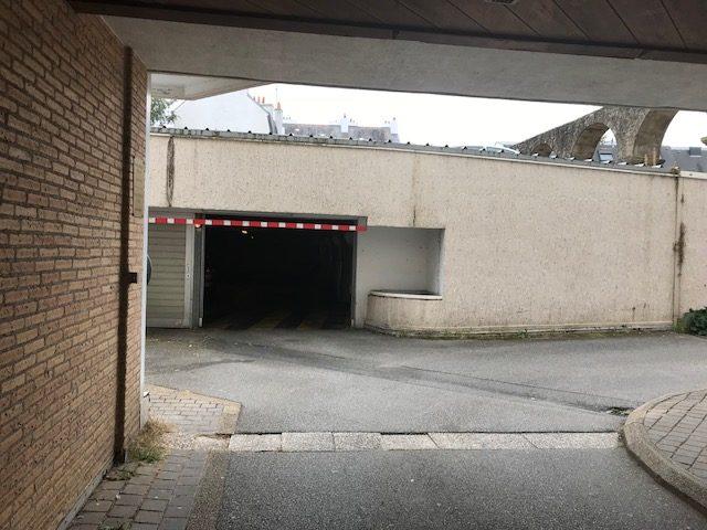 Parking / Garage - 15 m²