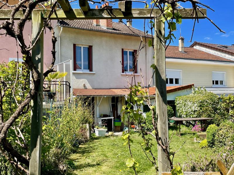 Maison - 115 m² - 6 pièces