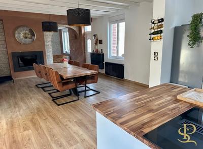 Maison - 158 m² - 7 pièces