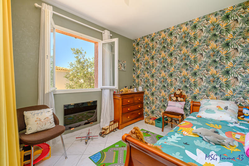 Maison - 125 m² - 5 pièces