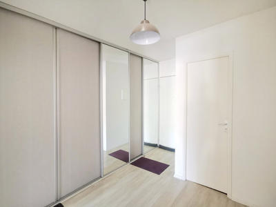 Appartement - 81 m² - 4 pièces