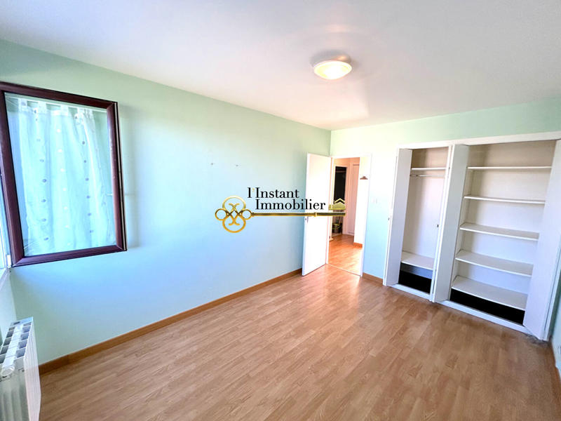 Appartement - 72 m² - 2 pièces