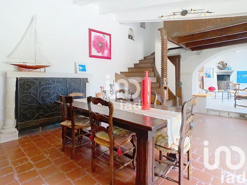 Maison - 195 m² - 8 pièces