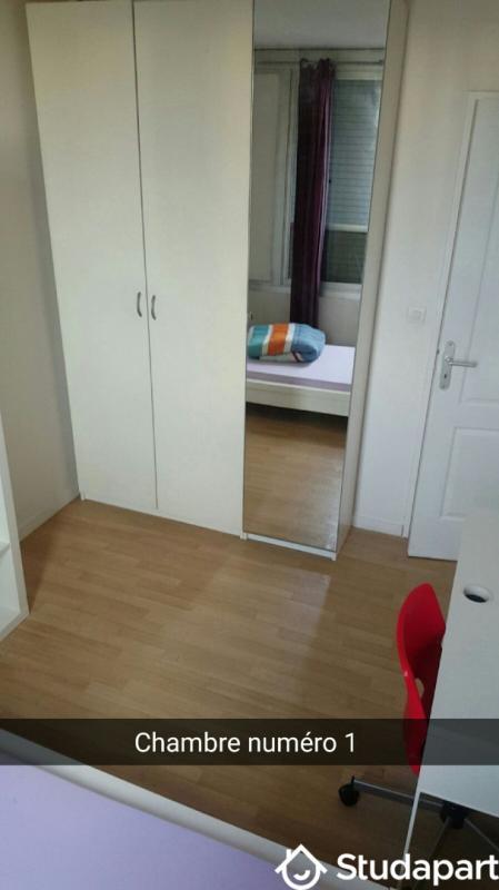 Chambre - 12 m² - 1 pièce