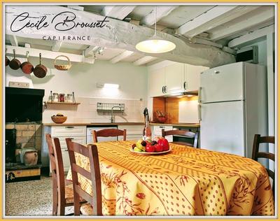 Propriété - 345 m² - 14 pièces