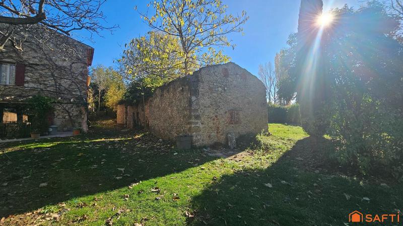 Maison - 284 m² - 9 pièces