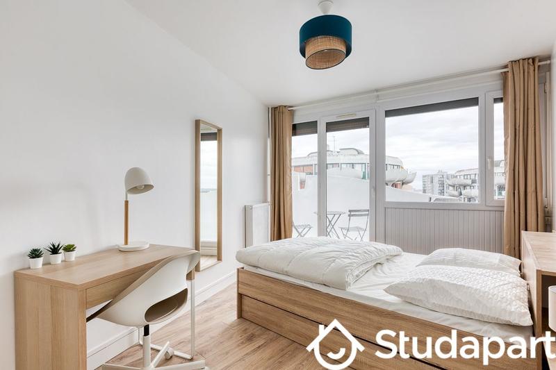 Chambre - 11 m² - 1 pièce