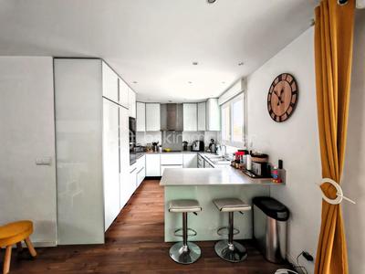 Maison - 120 m² - 7 pièces