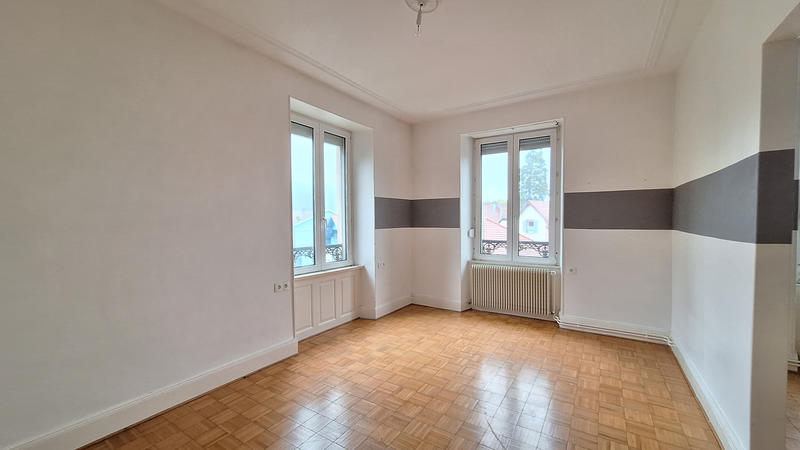 Appartement - 131 m² - 6 pièces