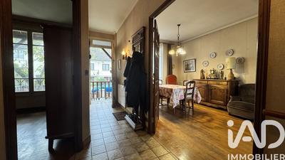 Maison - 90 m² - 4 pièces