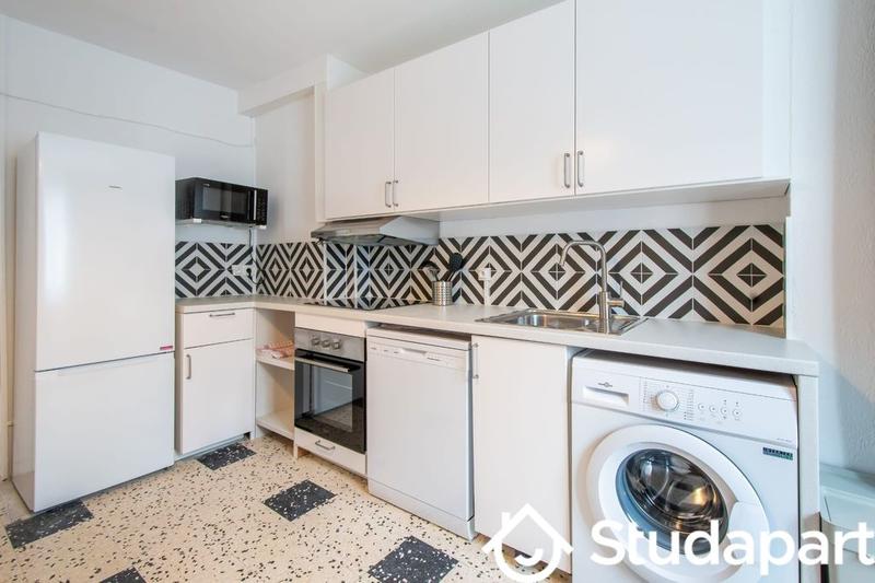 Chambre - 55 m² - 1 pièce