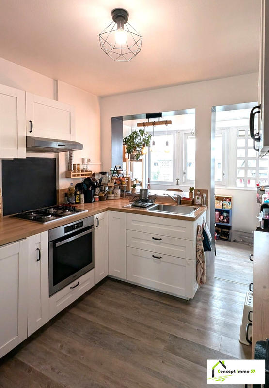 Appartement - 84 m² - 4 pièces