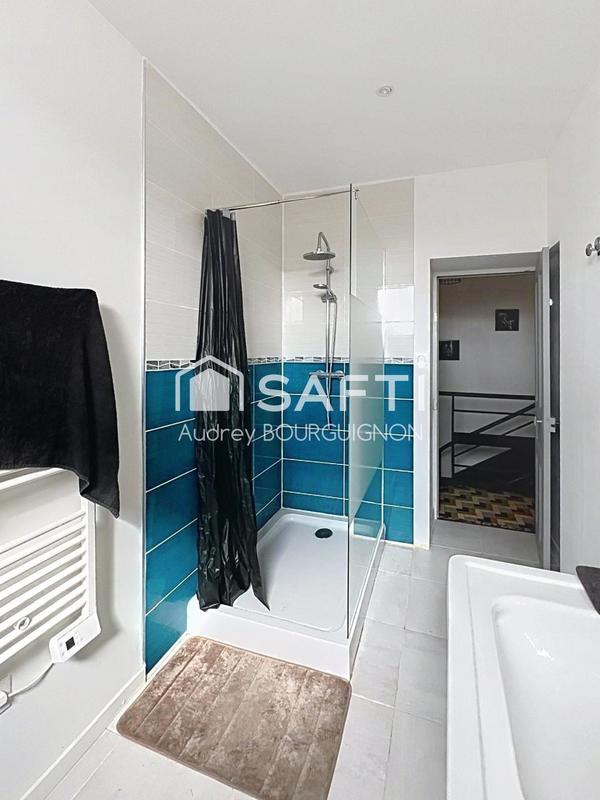 Maison - 120 m² - 5 pièces